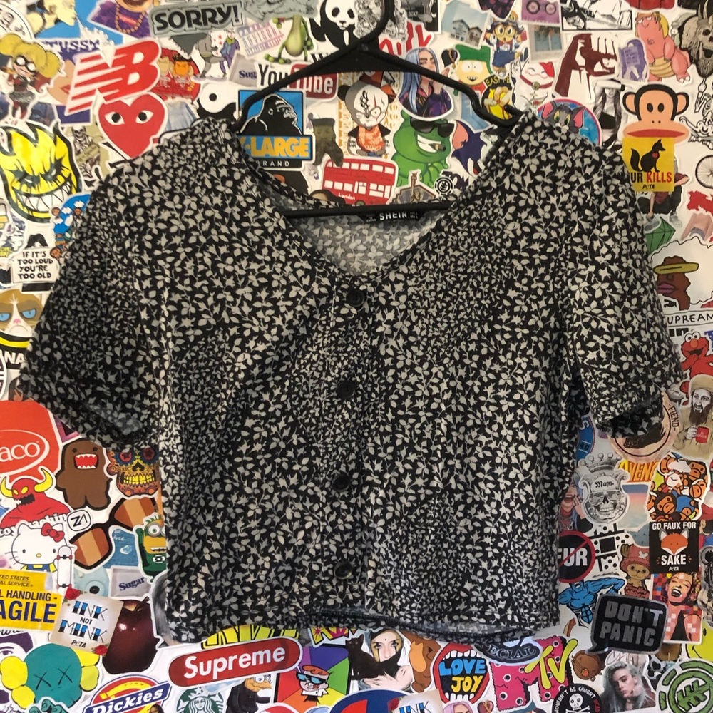 Floral Button Up Cropped Top